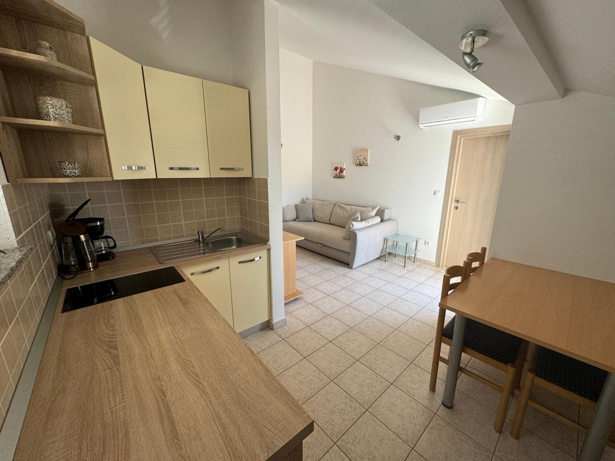 Apartment Pirun Baska  Bagian luar foto